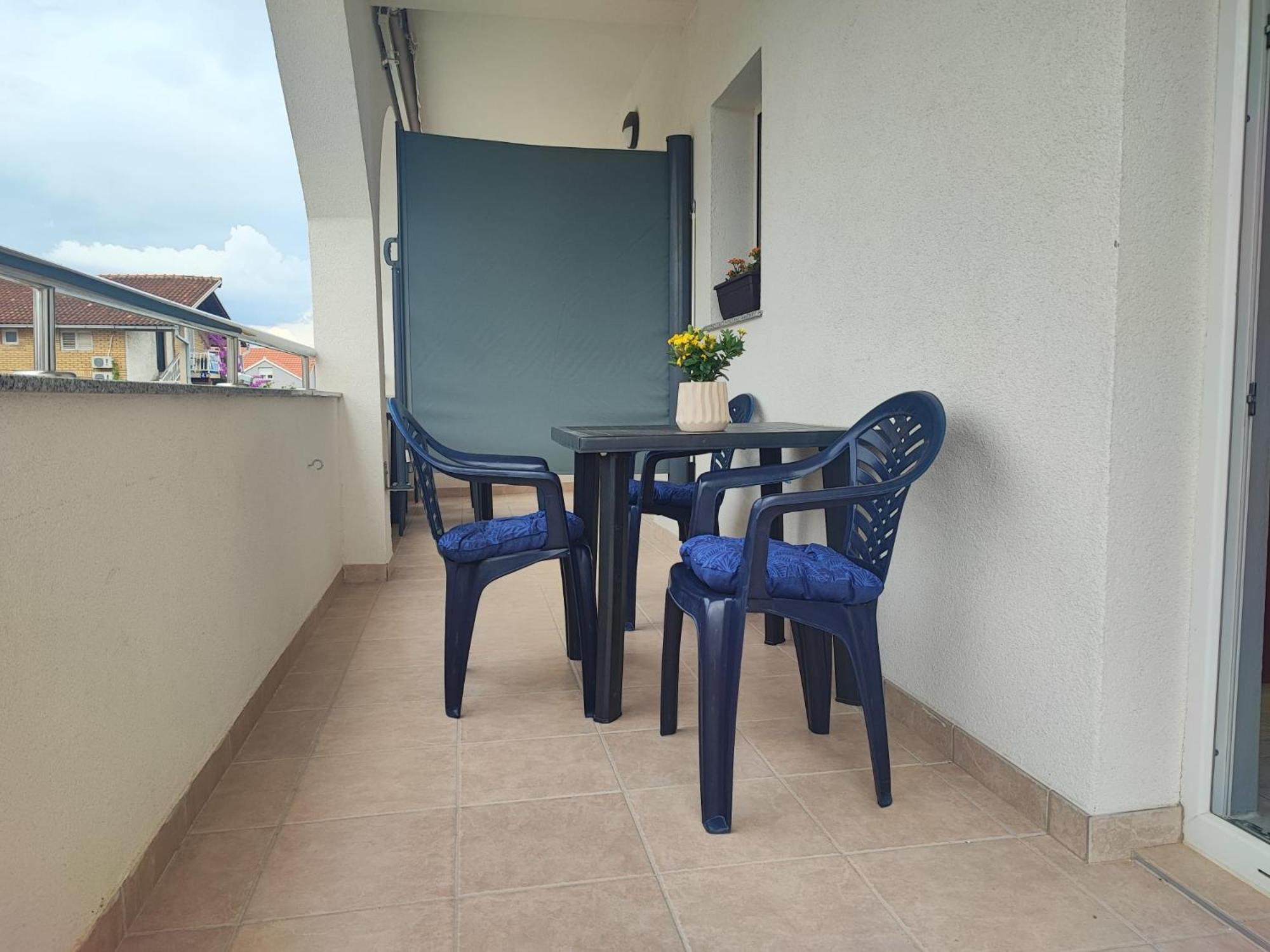 Apartamento Apartman Luka Vodice Exterior foto
